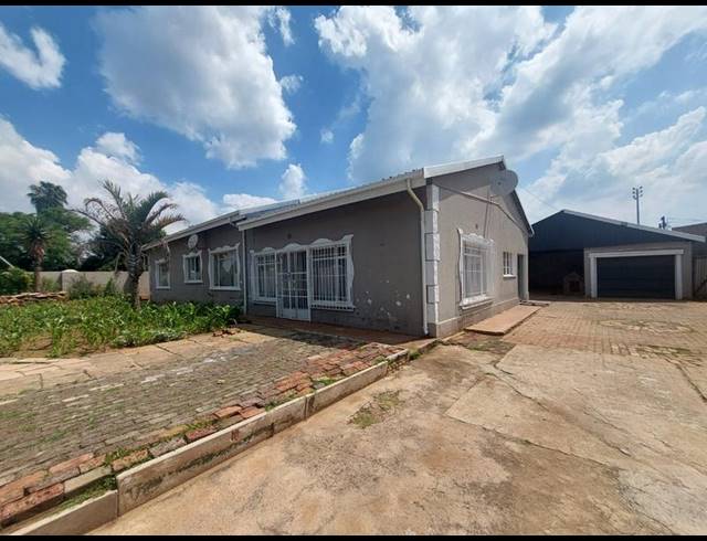 3 BEDROOM HOUSE FOR SALE IN BRAKPAN CENTRAL